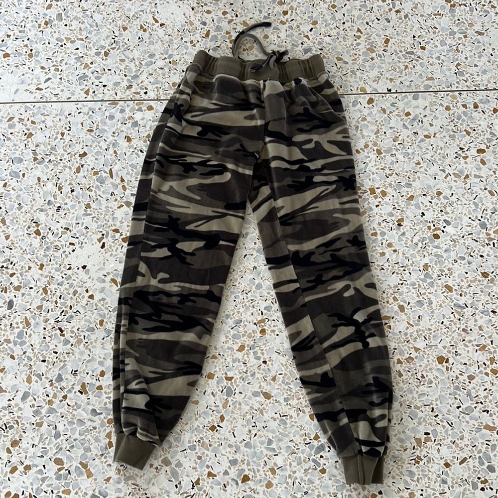 EASEL CAMOUFLAGE SWEATPANTS